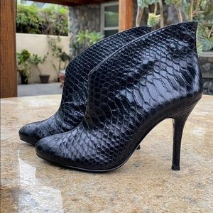 Vince Camuto bootie